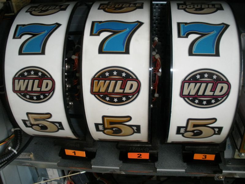 Coin Strike: Hold and Win par Playson