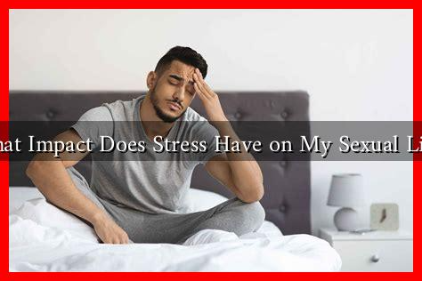 Дорога Еббі: чоловік наполягає на тому, щоб інтимні стосунки були в його розкладі